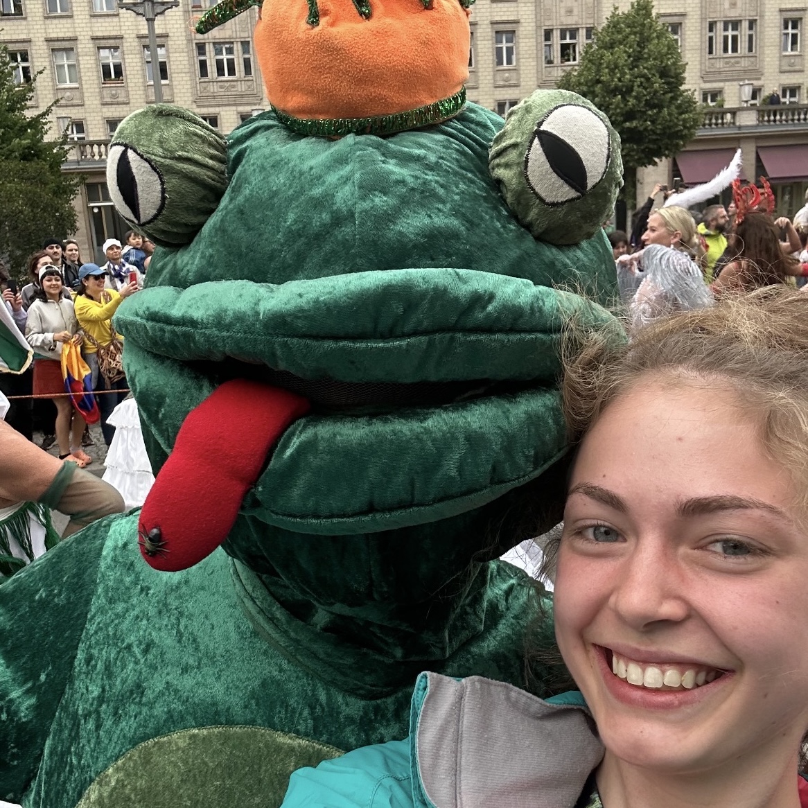 Girl in Berlin with city mascot