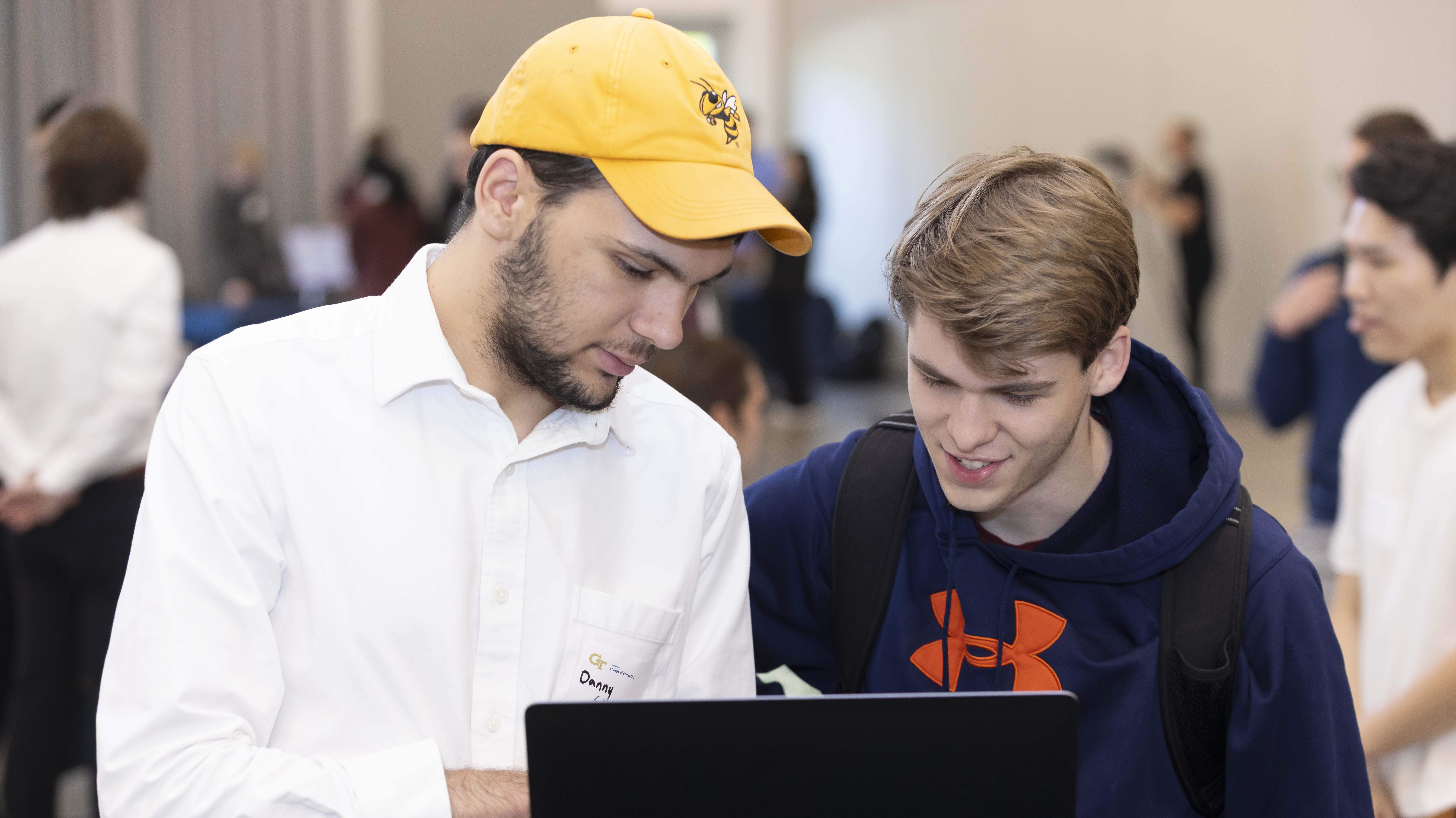 Students discuss project at the Expo